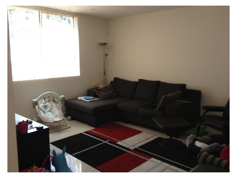 1/17 Graham Crescent, Baulkham Hills NSW 2153