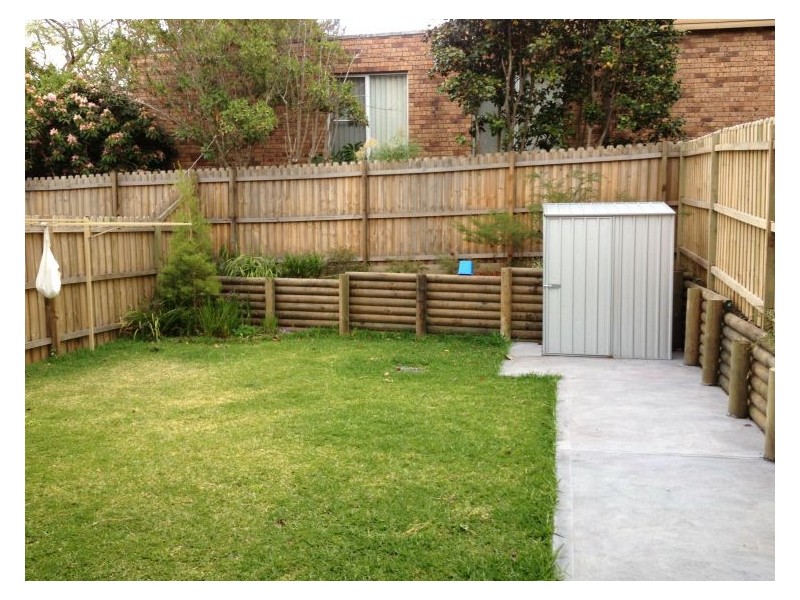 1/17 Graham Crescent, Baulkham Hills NSW 2153