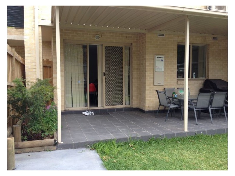 1/17 Graham Crescent, Baulkham Hills NSW 2153