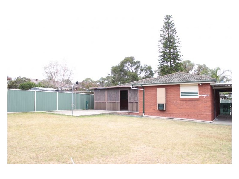 22 Narrabri Street, Quakers Hill NSW 2763