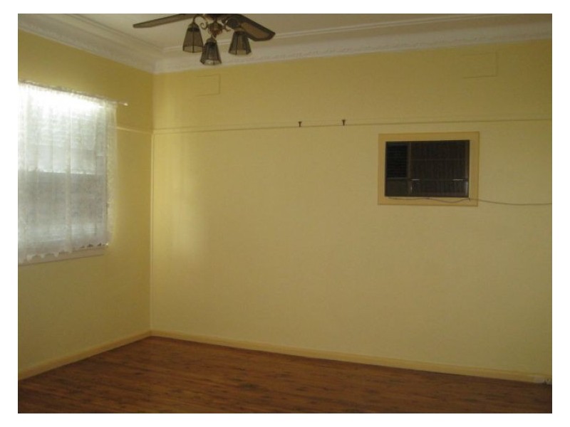 House 102 Newton Road, Blacktown NSW 2148