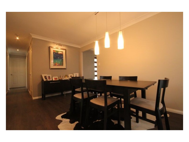 House 52 Coowarra Drive, St Clair NSW 2759