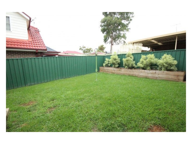 House 52 Coowarra Drive, St Clair NSW 2759