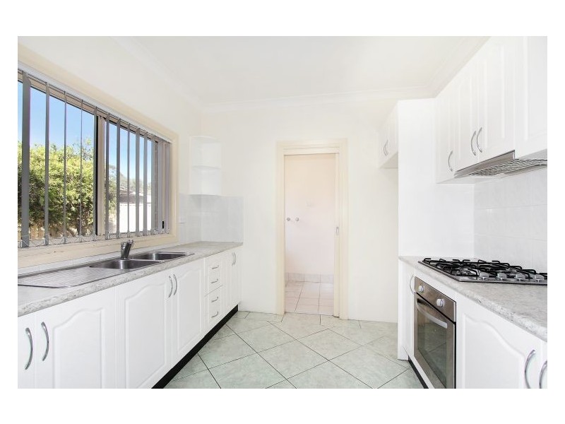 2/120-122 Kildare Road, Blacktown NSW 2148