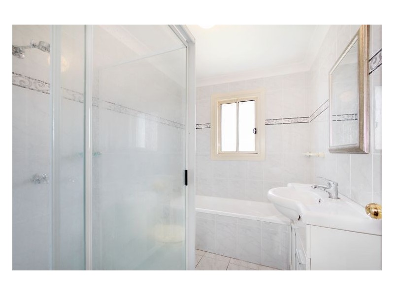 2/120-122 Kildare Road, Blacktown NSW 2148