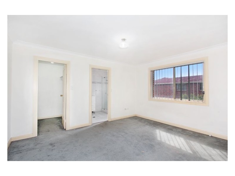 2/120-122 Kildare Road, Blacktown NSW 2148