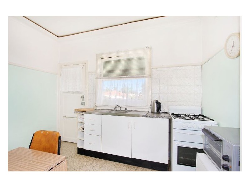 10 Kirkman Road, Blacktown NSW 2148