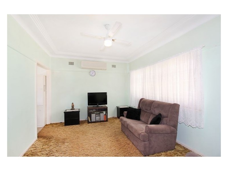 10 Kirkman Road, Blacktown NSW 2148