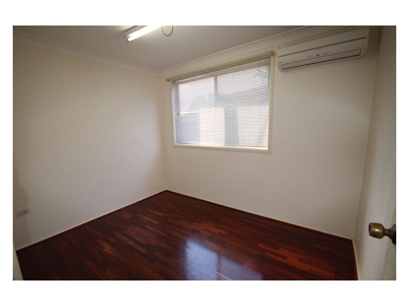 House 98 Johnson Avenue, Seven Hills NSW 2147