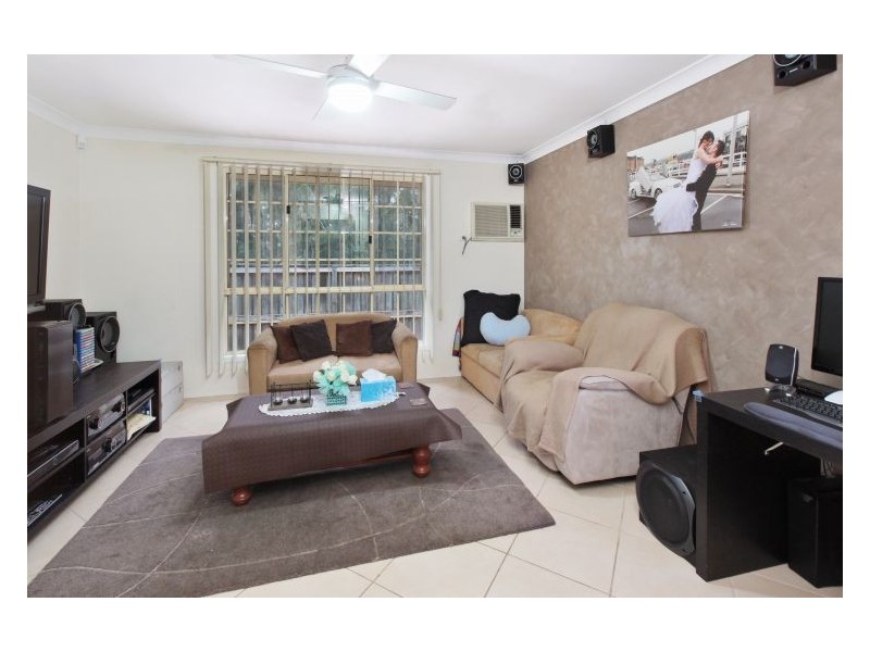 34 De Castella Drive, Blacktown NSW 2148