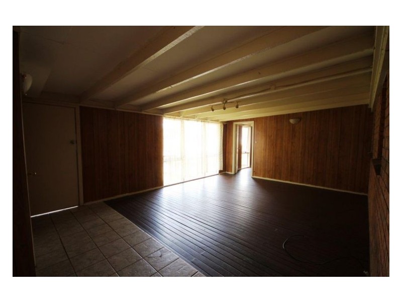 House 32 Gladys Crescent, Seven Hills NSW 2147