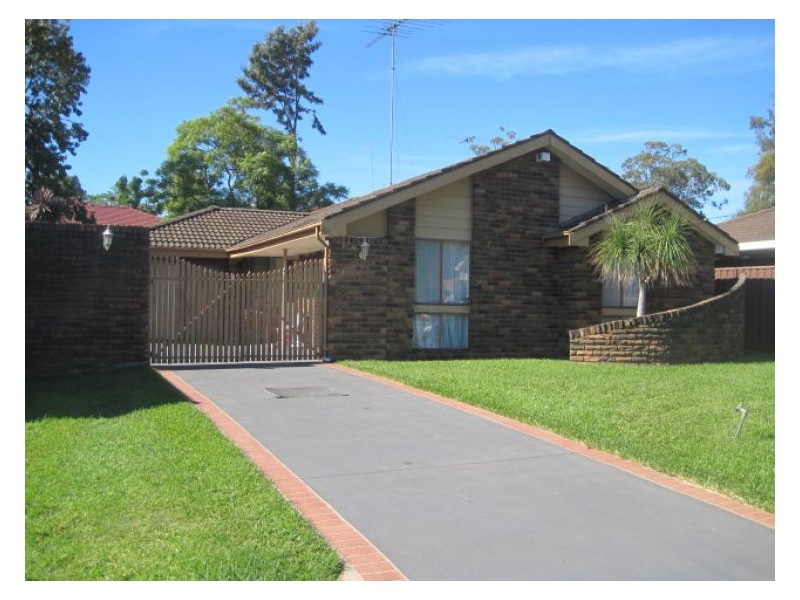 House 61 Ollier Crescent, Prospect NSW 2148