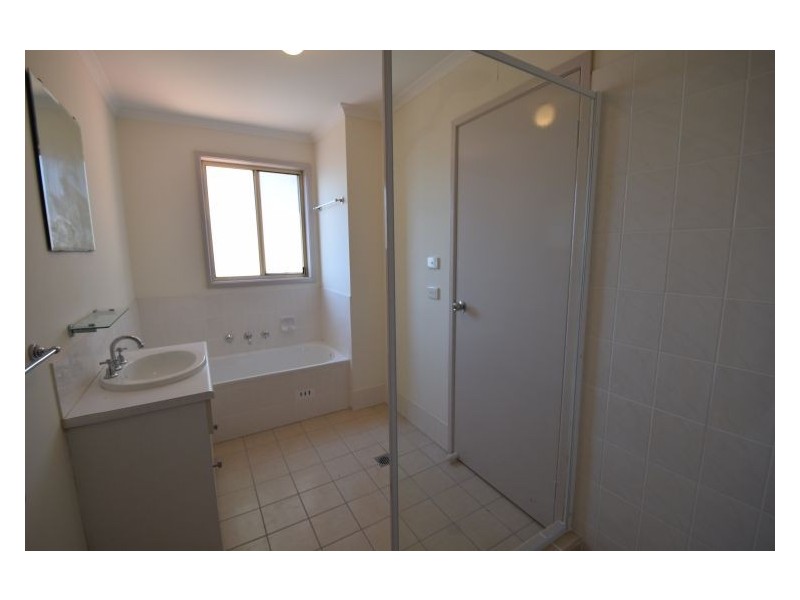 Townhouse 8/17-19 Sinclair Avenue, Blacktown NSW 2148