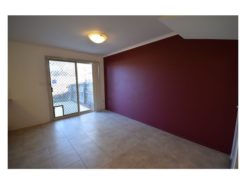 Townhouse 8/17-19 Sinclair Avenue, Blacktown NSW 2148