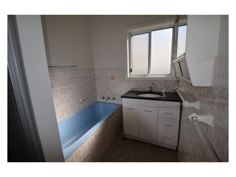 House 33 Orana Avenue, Seven Hills NSW 2147