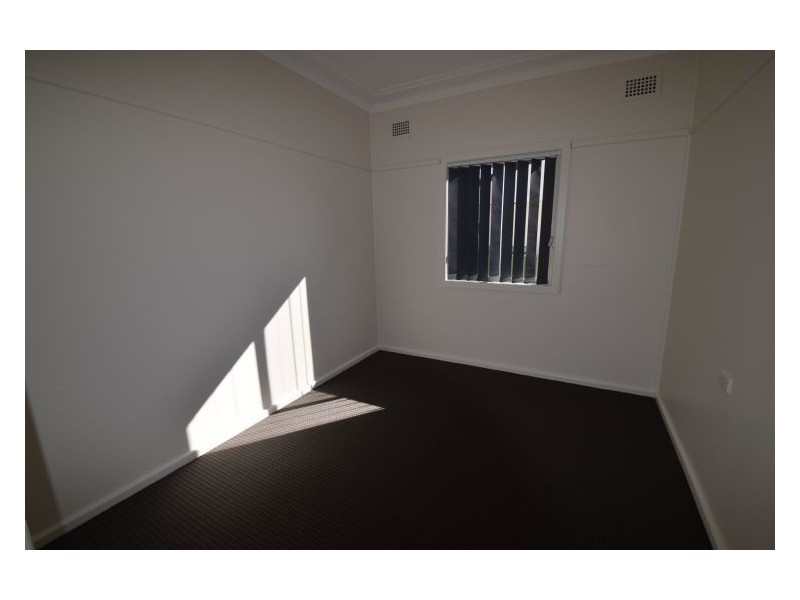 House 33 Orana Avenue, Seven Hills NSW 2147