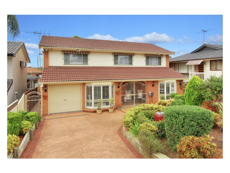 67 Cowley Crescent, Prospect NSW 2148