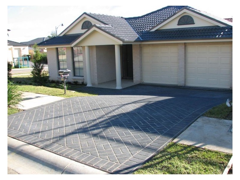 House 10 Rebellion Circuit, Beaumont Hills NSW 2155