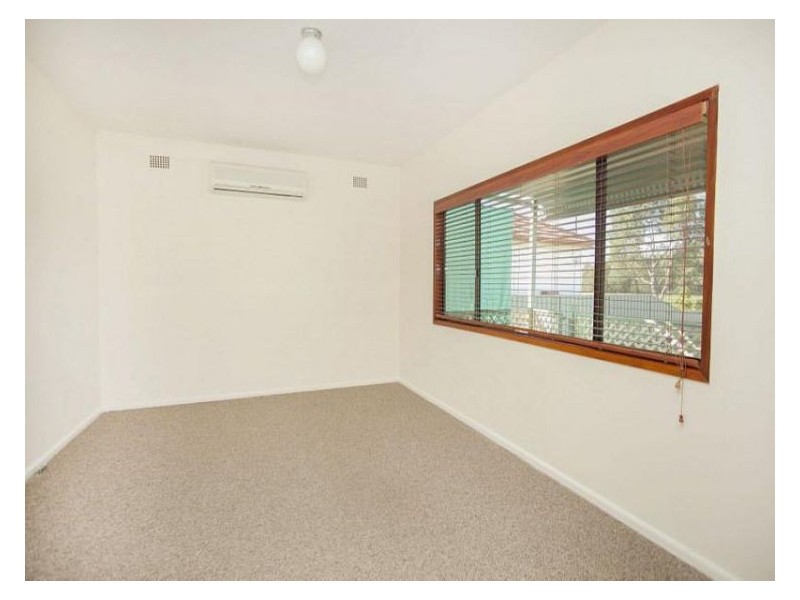 House 31 Melbourne Street, Oxley Park NSW 2760