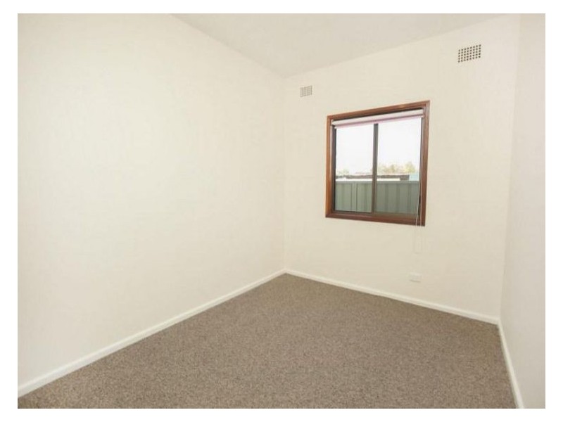 House 31 Melbourne Street, Oxley Park NSW 2760