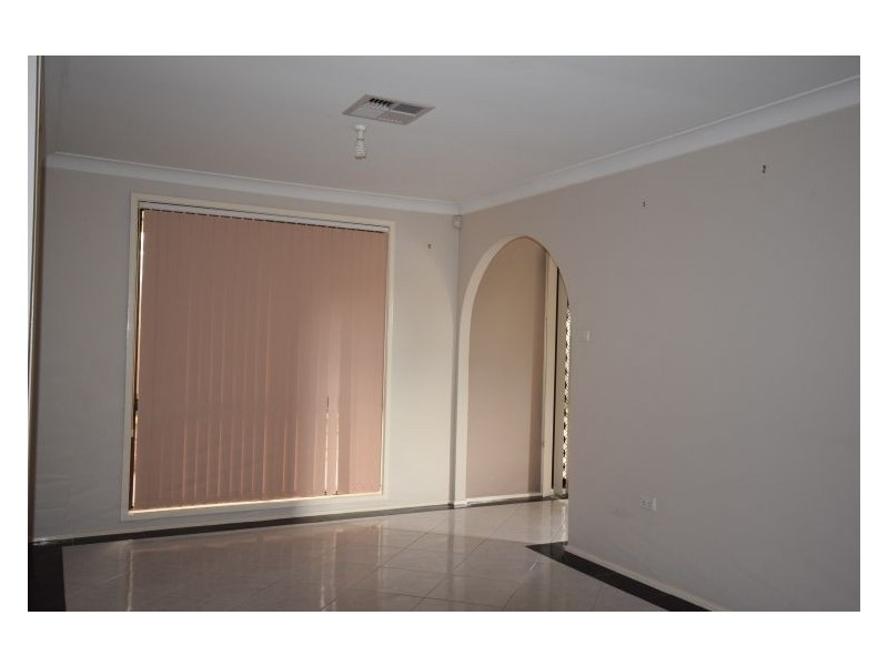 House 11 Rhonda Place, Plumpton NSW 2761