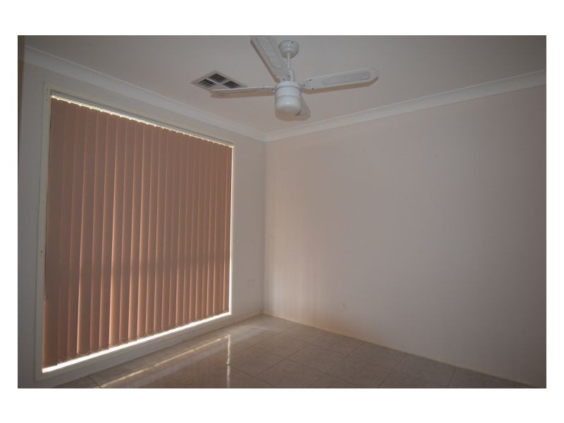 House 11 Rhonda Place, Plumpton NSW 2761