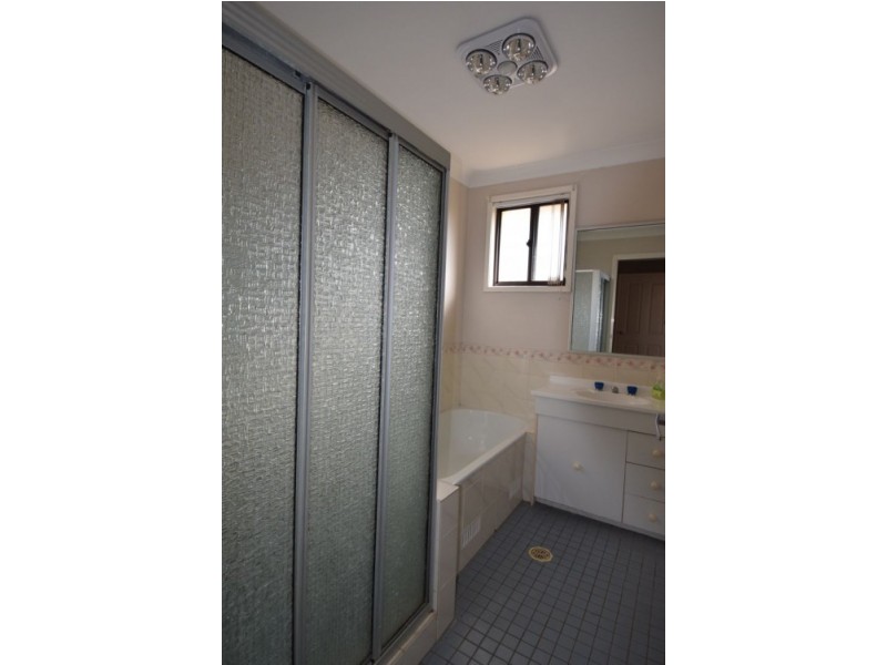 House 11 Rhonda Place, Plumpton NSW 2761