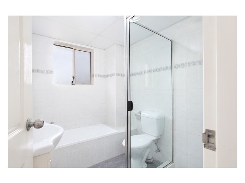 29/30-32 Fifth Avenue, Blacktown NSW 2148