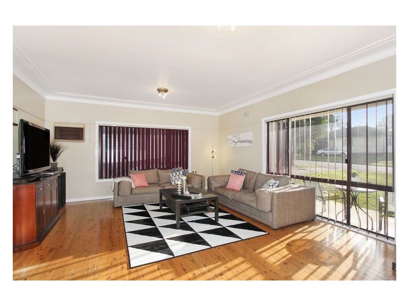 16 Yuruga Avenue, Doonside NSW 2767