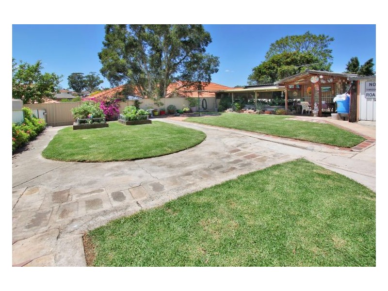 7 Dina Beth Avenue, Blacktown NSW 2148