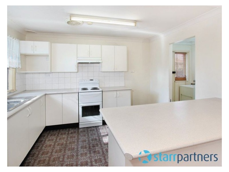 8 Harrod Street, Prospect NSW 2148