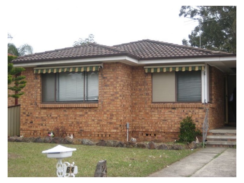 House 64 Eastern Road, Quakers Hill NSW 2763