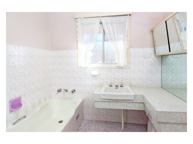 38 Ross Street, Blacktown NSW 2148