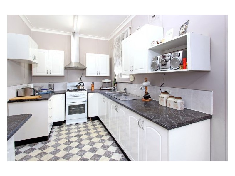 16 Fowler Street, Seven Hills NSW 2147