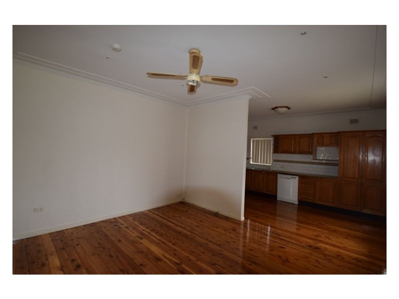 House 19 Vincent Street, Blacktown NSW 2148