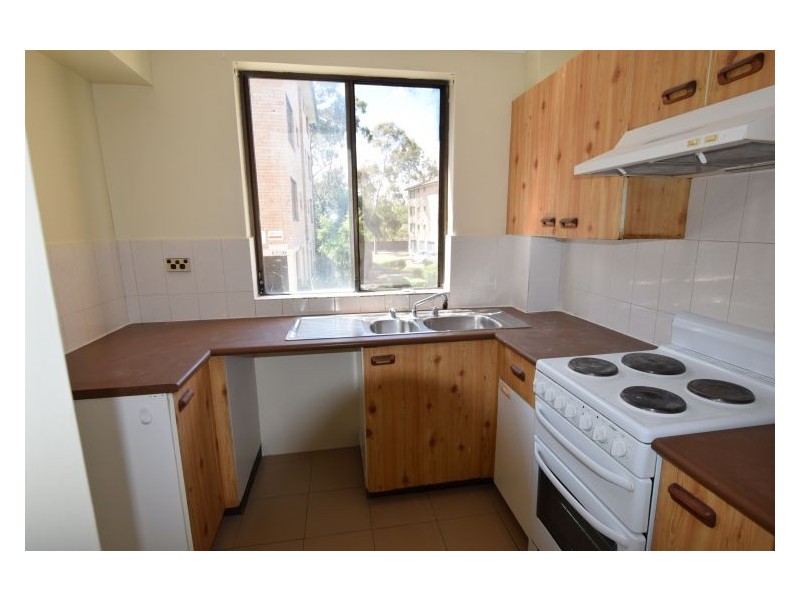 Unit 75/5 Griffiths Street, Blacktown NSW 2148