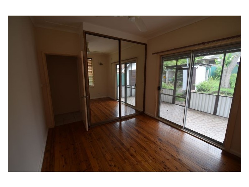 House 6 Faye Street, Seven Hills NSW 2147