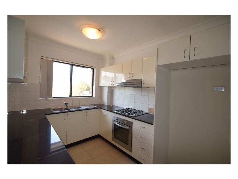 1/2 Lock Street, Blacktown NSW 2148