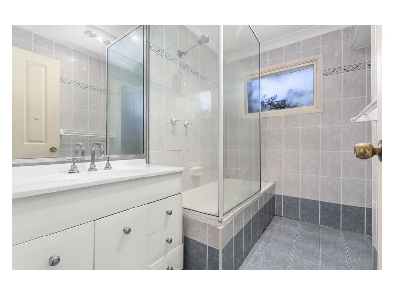 8 Harrod Street, Prospect NSW 2148