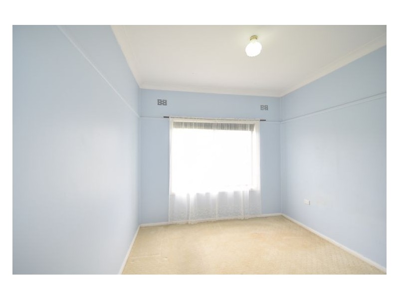 House 5 Flame Place, Blacktown NSW 2148