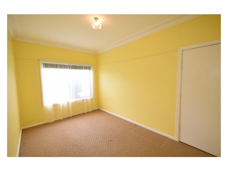 House 5 Flame Place, Blacktown NSW 2148