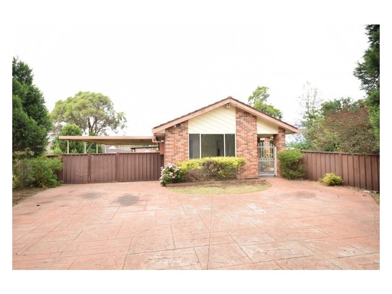 House 11 Bainton Place, Doonside NSW 2767
