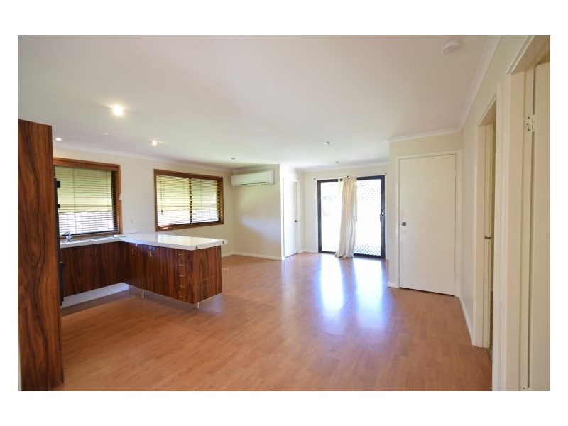 House 147 Banks Drive, St Clair NSW 2759