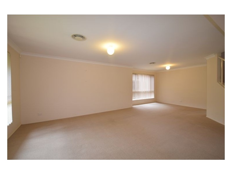 House 11 Benson Road, Beaumont Hills NSW 2155