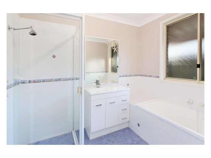 39 Glengarry Drive, Glenmore Park NSW 2745