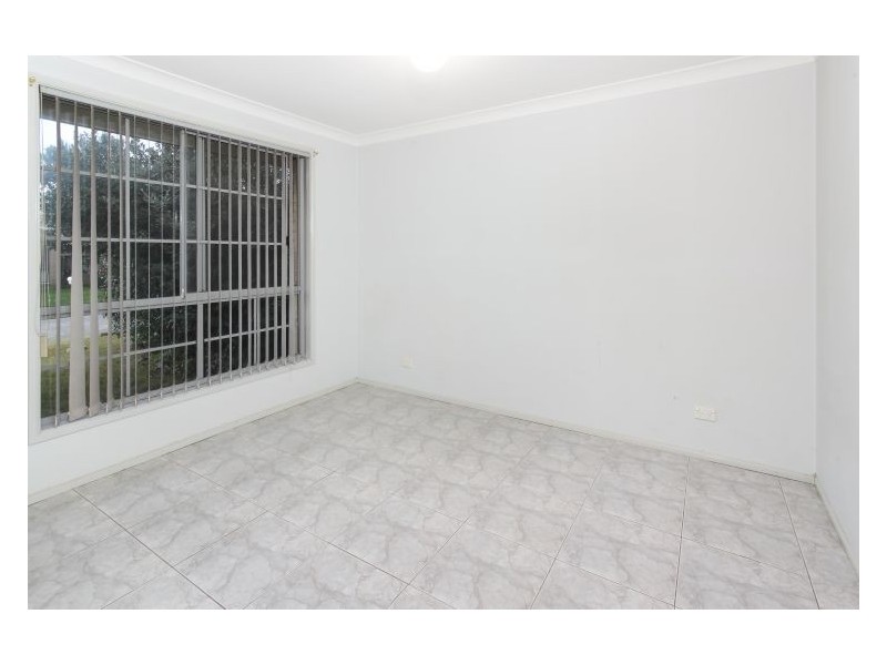 24b Dryden Avenue, Oakhurst NSW 2761