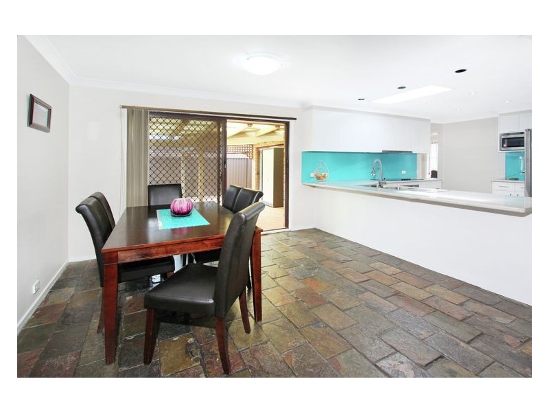 8 Whitton Place, Doonside NSW 2767