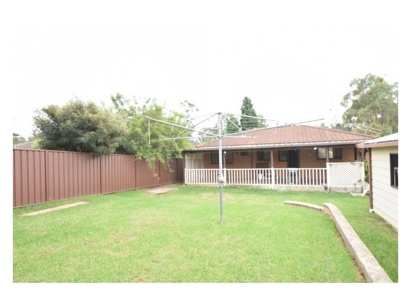 House 35 Nathan Crescent, Dean Park NSW 2761