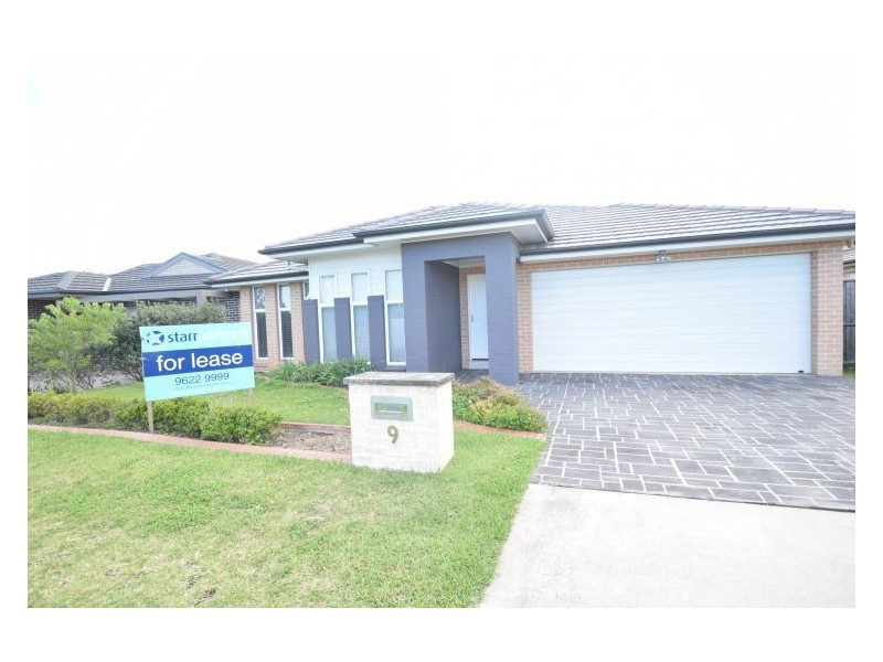 9 Pebble Crescent, The Ponds NSW 2769