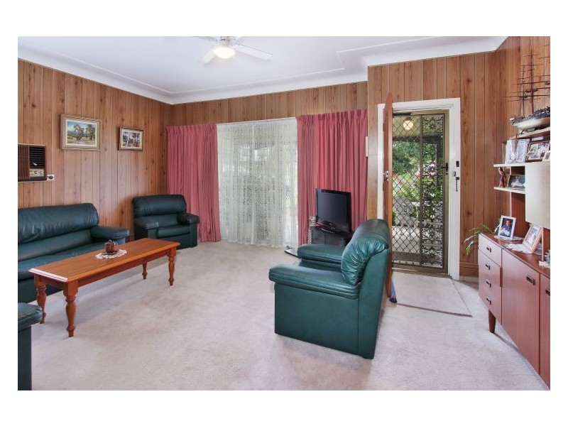 House 9 Harpur Place, Lalor Park NSW 2147